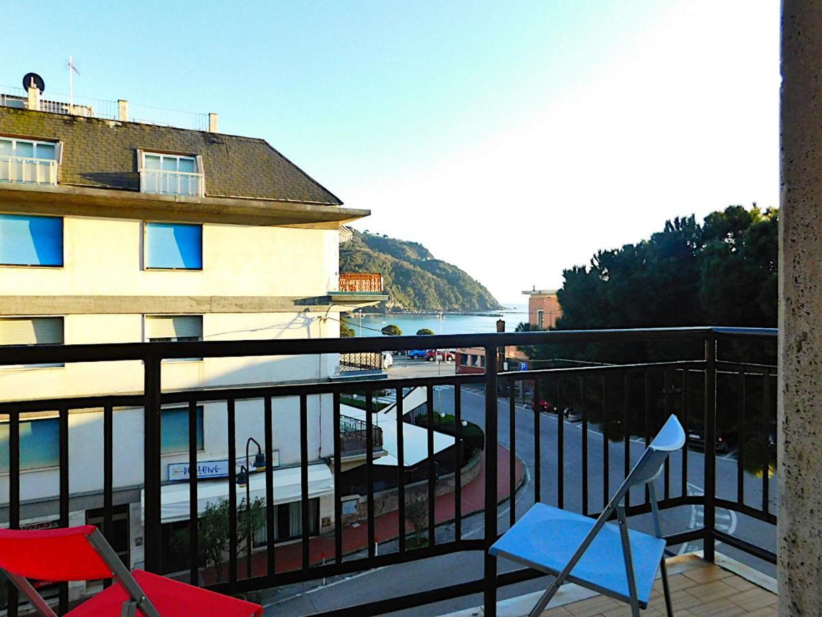 Aloha House!!! Apartman Levanto Kültér fotó
